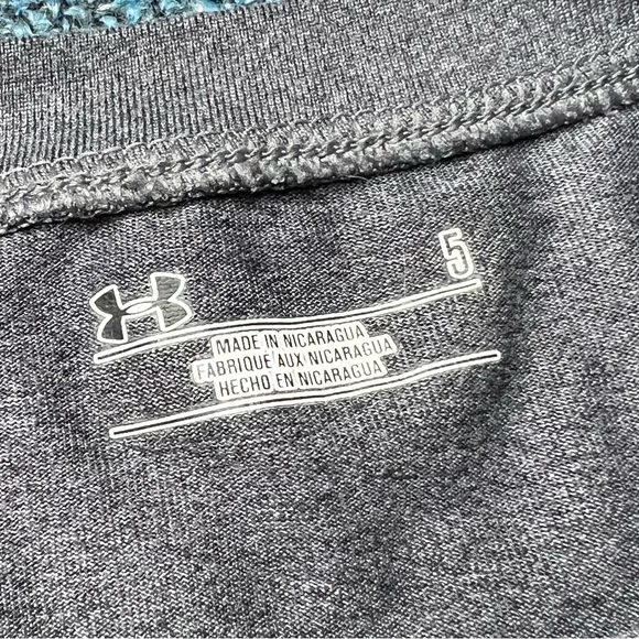 Under Armour Youth Boy's Long Sleeve T-Shirt in Gray Orange - Picture 5 of 6